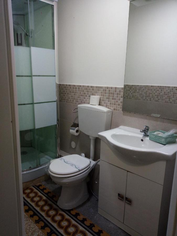Locami Palermo Centro Rooms Esterno foto